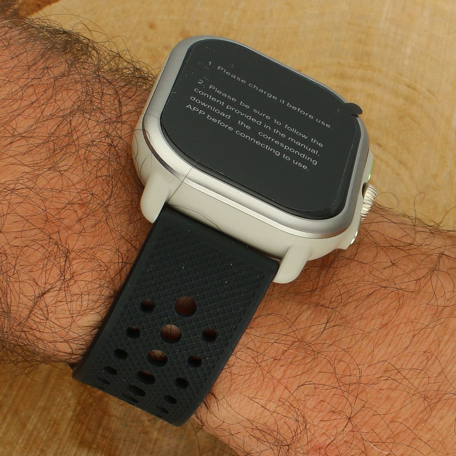 Zegarek Hagen HB24 smartwatch z ekranem AMOLED, GPS i rozmowami Bluetooth (4).jpg